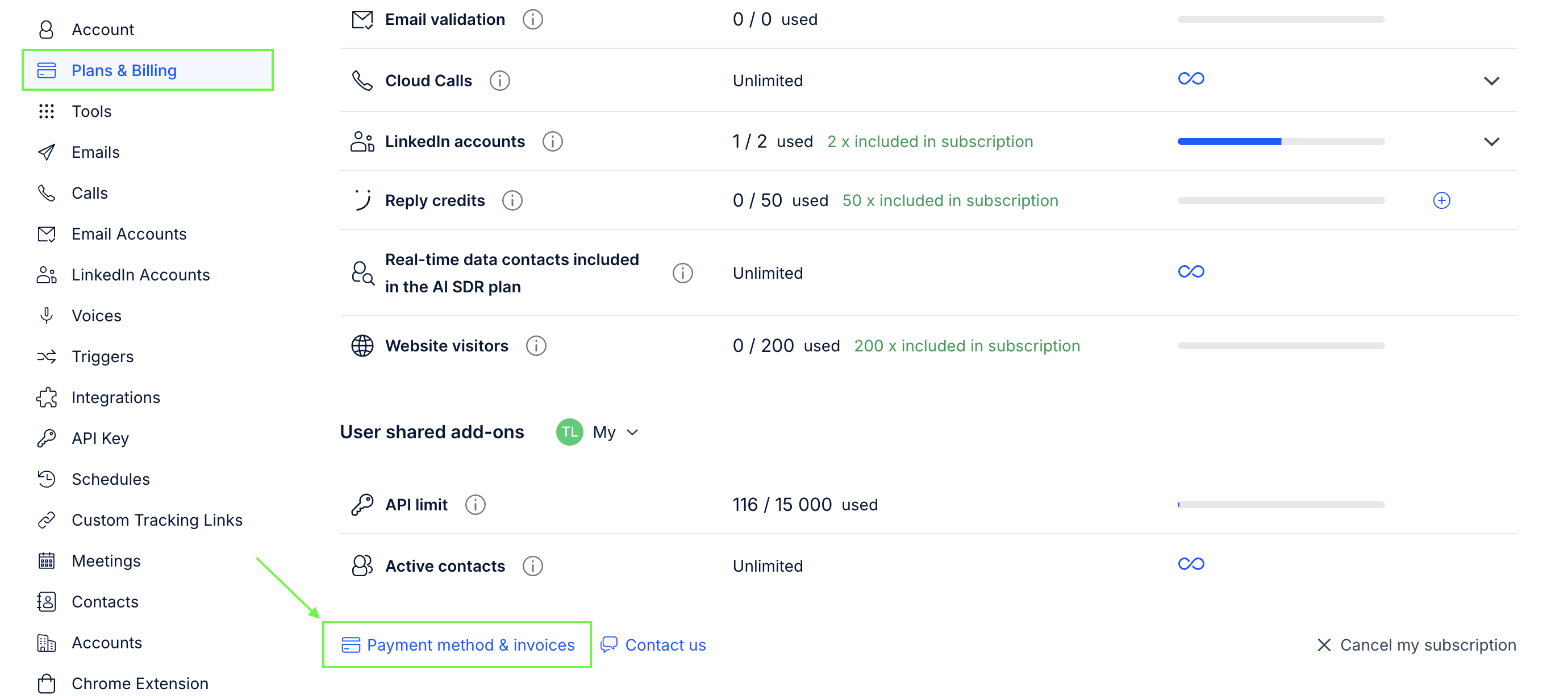 Reply.io Plans & Billing page with the Payment method & invoices link highlighted